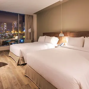 Novotel El Tesoro Hotel Medellin